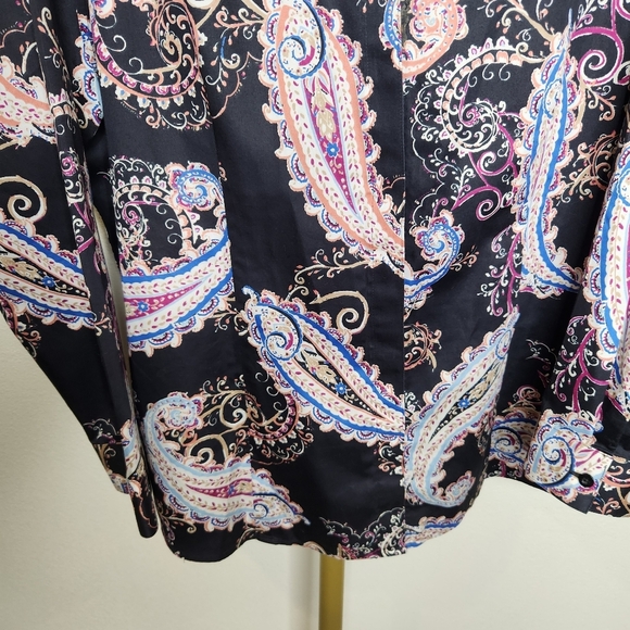 Chicos 3 Long Sleeve Button Front Shirt Paisley Print Navy Womens Size XL - Picture 3 of 6